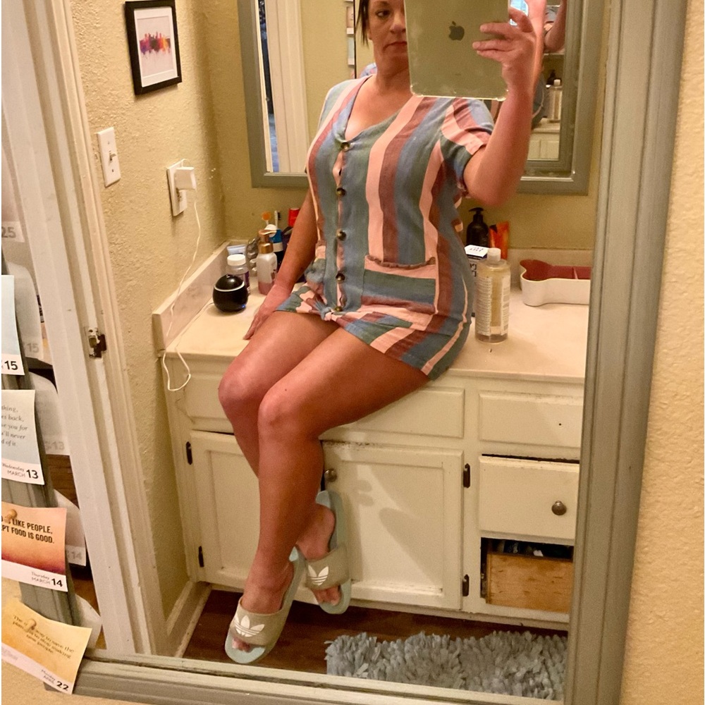 NEW LISTING ‼️SHOW ME YOUR MUMU Dress - Picture 15 of 16
